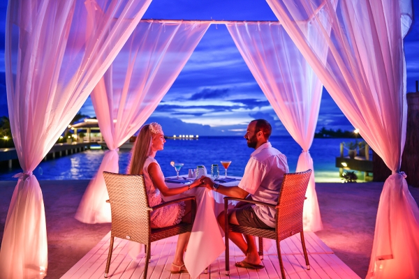 Romance in Maldives 